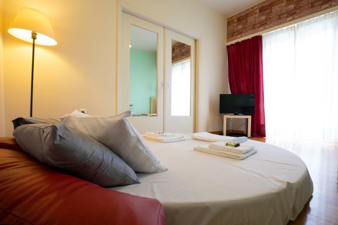 The Heart Of Koukaki, Next To Acropolis Museum Apartamento Atenas Exterior foto